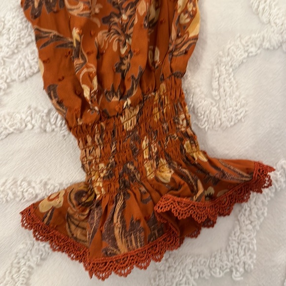 Spell & the Gypsy Collective Aurora Blouse, size M - Picture 7 of 8